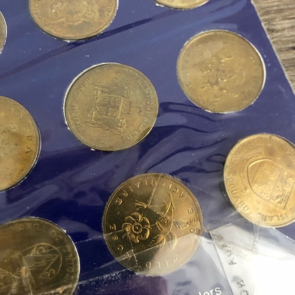Vtg Shell Canada Collectors Coin Set - Picture 5 of 12